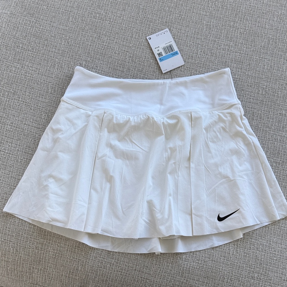 Nike Women's White Mini Skirt
